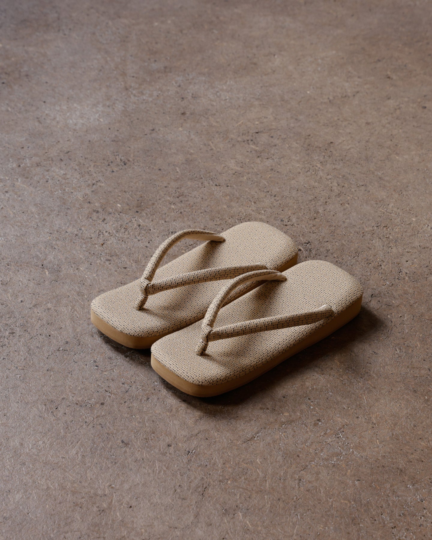 Zori — Beige | Hakimono Sekizuka<br>Vague Original
