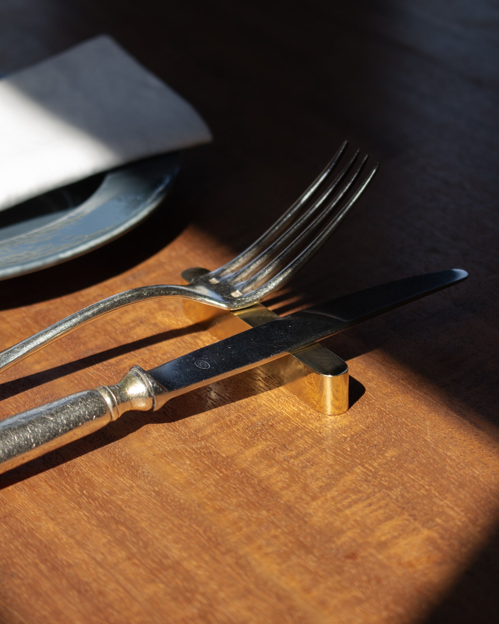 Brass Cutlery Rest<br>Vague Original
