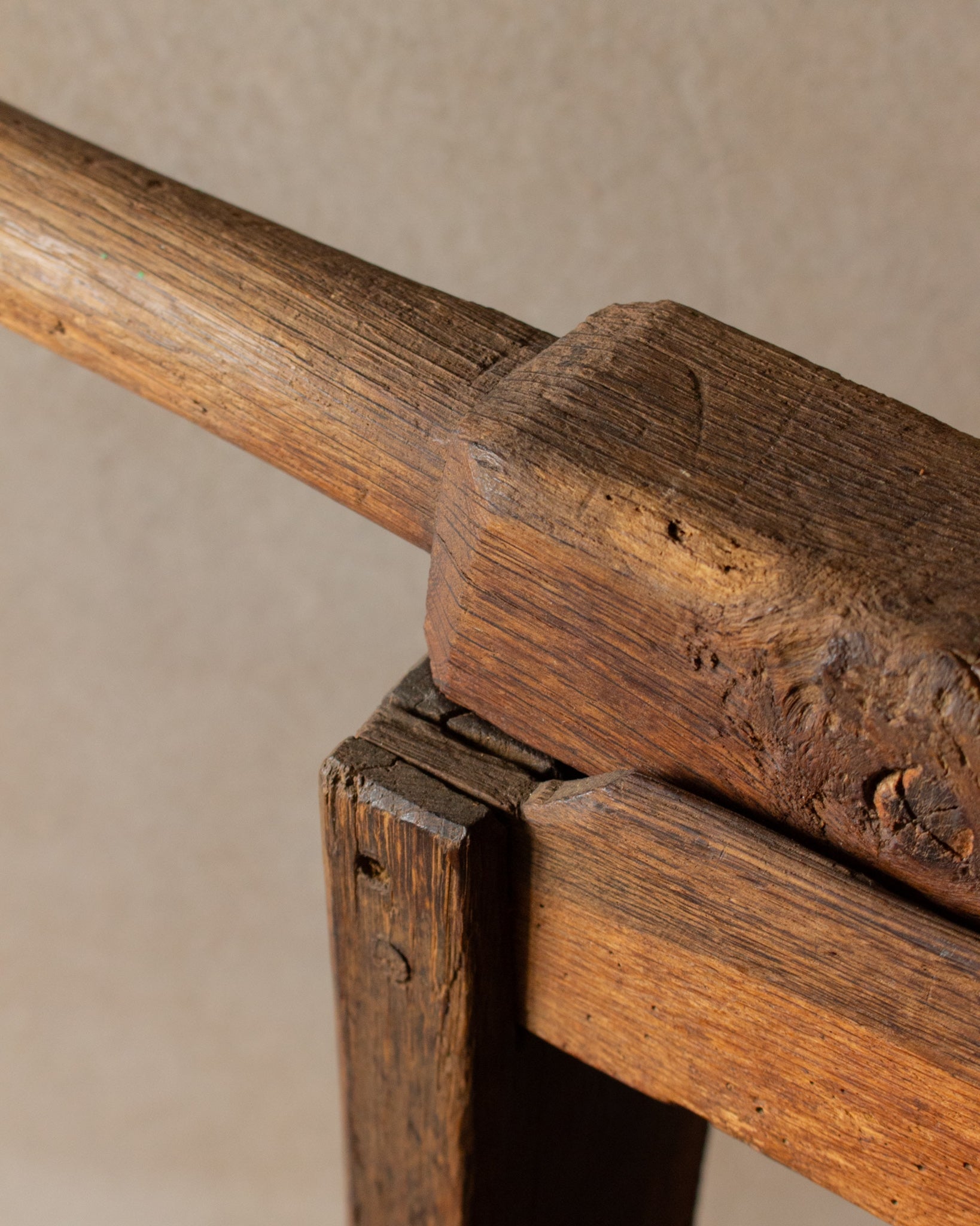Wooden flax breaker
