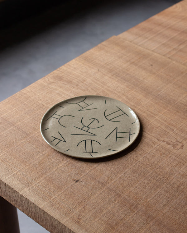 INLAID stoneware plate<br>Lydia