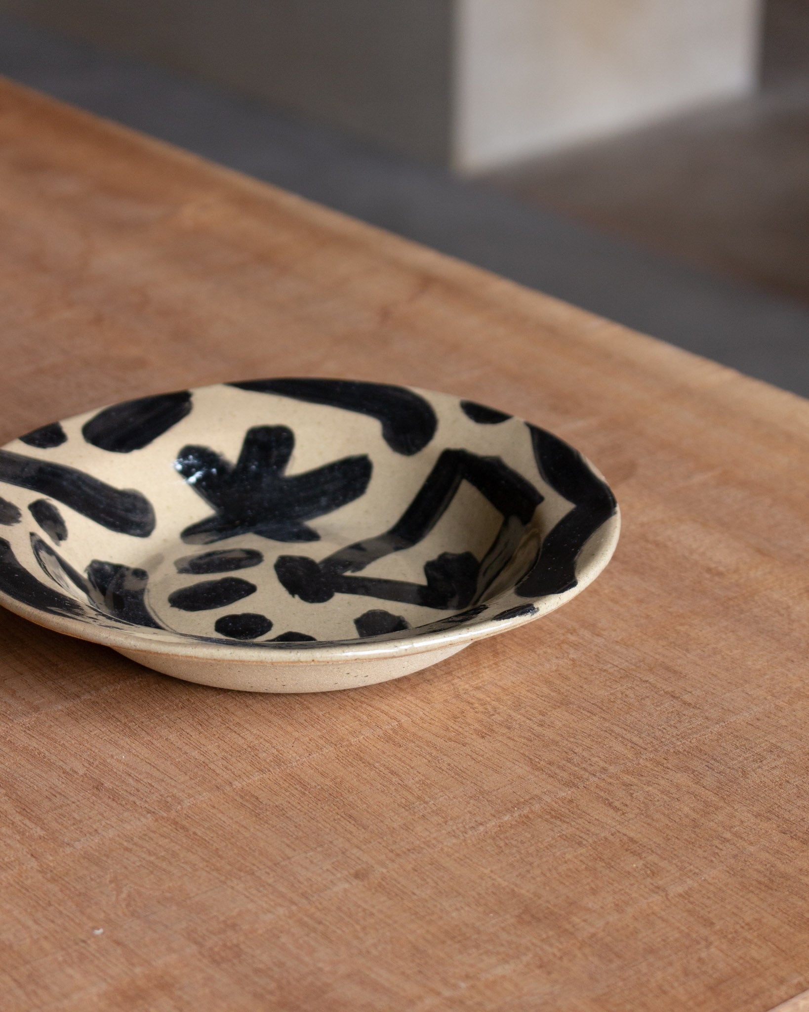 Lines small bowl<br>Lydia