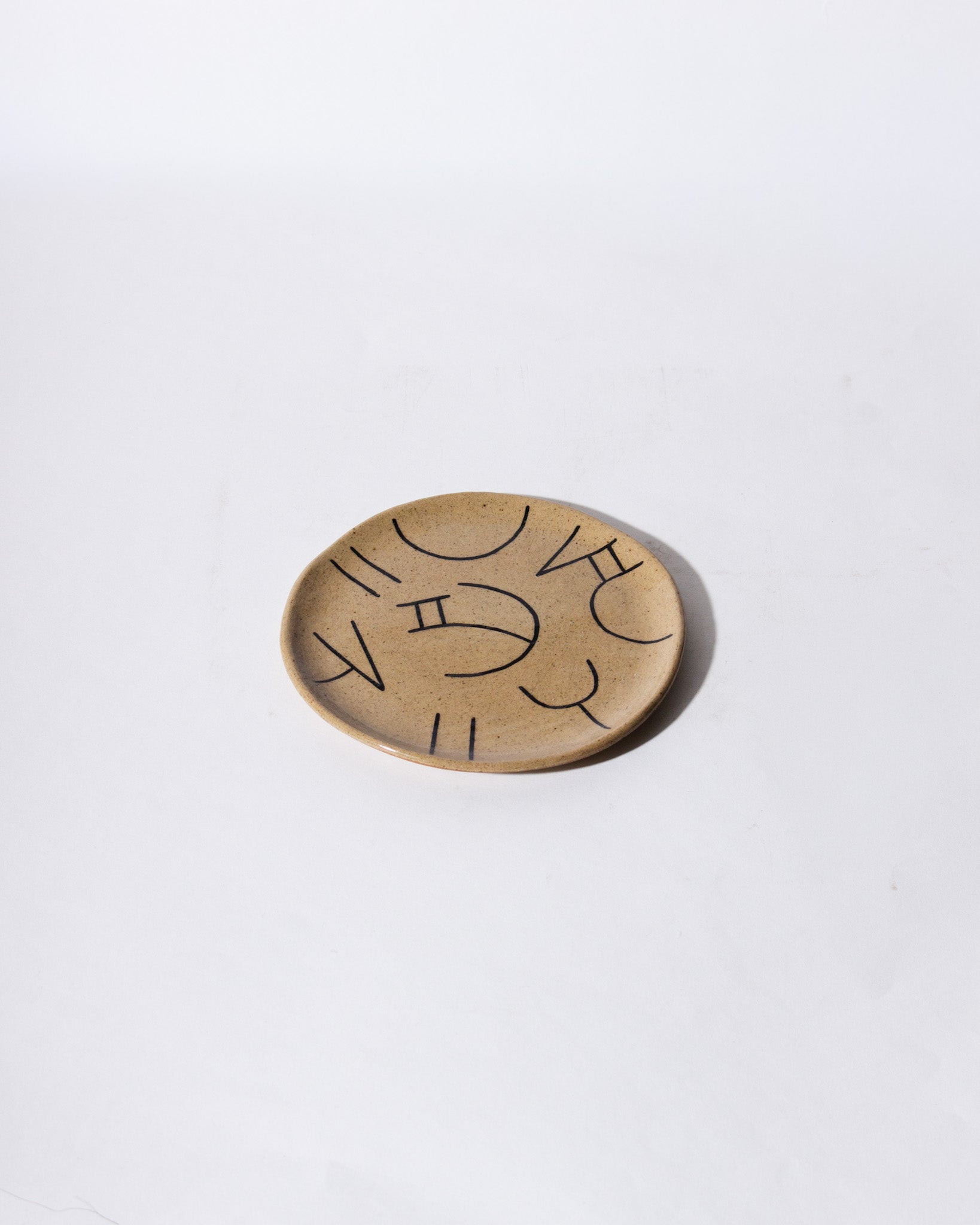 BARRA slip-decorated stoneware small plate<br>Lydia