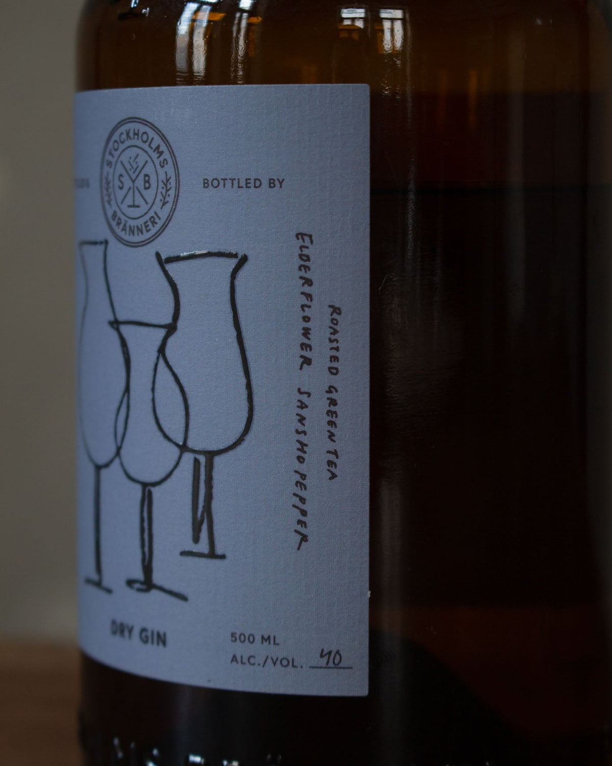 VAGUE KOBE ORIGINAL DRY GIN<br>Stockholms Bränneri x Vague Kobe
