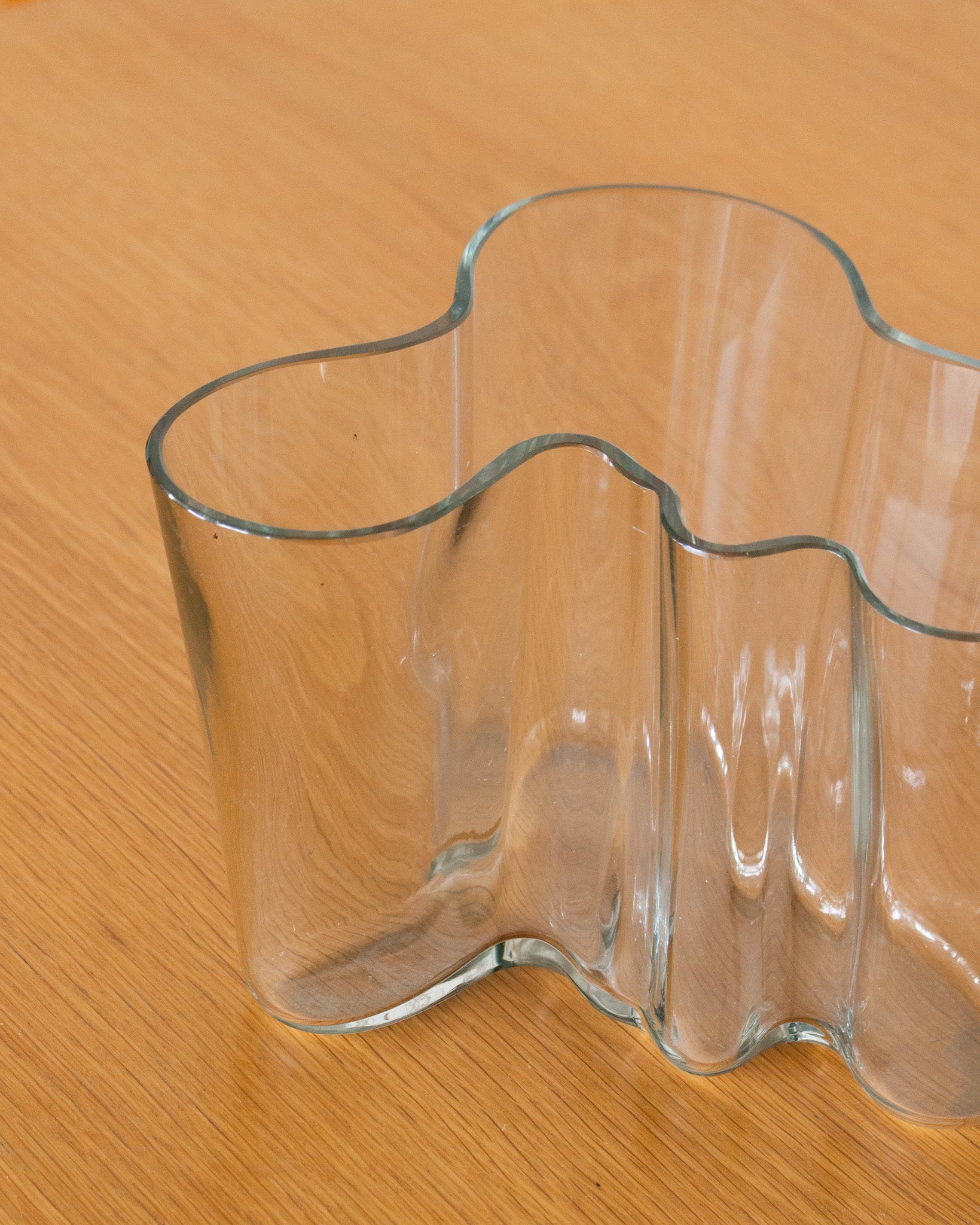 Savoy Vase<br>Artek